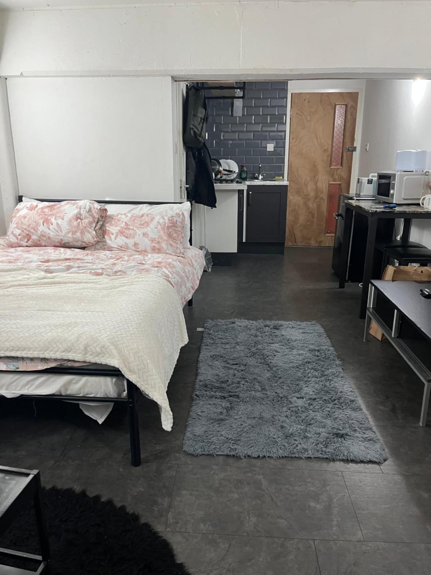 Apartament Elite Away From *